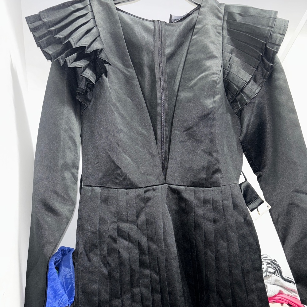 Black Bonded Satin Plunge Pleated Detail Romper